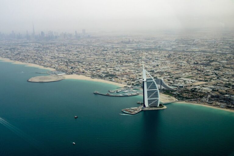 Dubai aerial view Unsplash.jpeg 1024x683