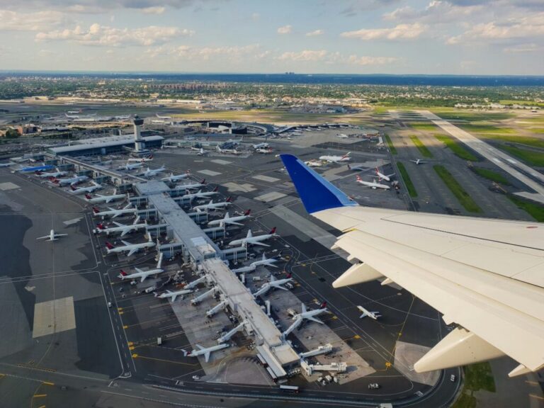 jfk airport unsplash 1024x768