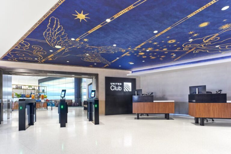 United Club Airport 1024x683