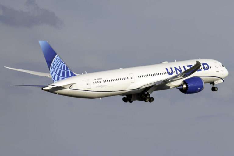 N29975 United Airlines Boeing 787 9 Dreamliner 1 1024x683