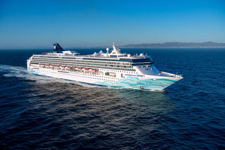 aerial view of norwegian cruise lines ncl spirit 1024x683