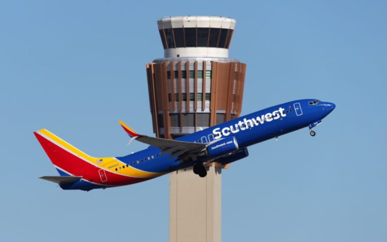 N8566Z Boeing 737 8H4 Southwest Airlines 1 1024x640