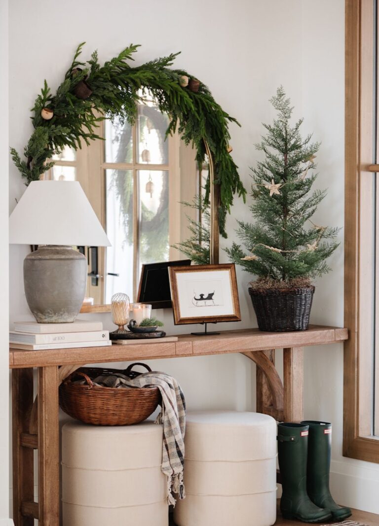 holiday decor inspiration 2024 the everygirl 6