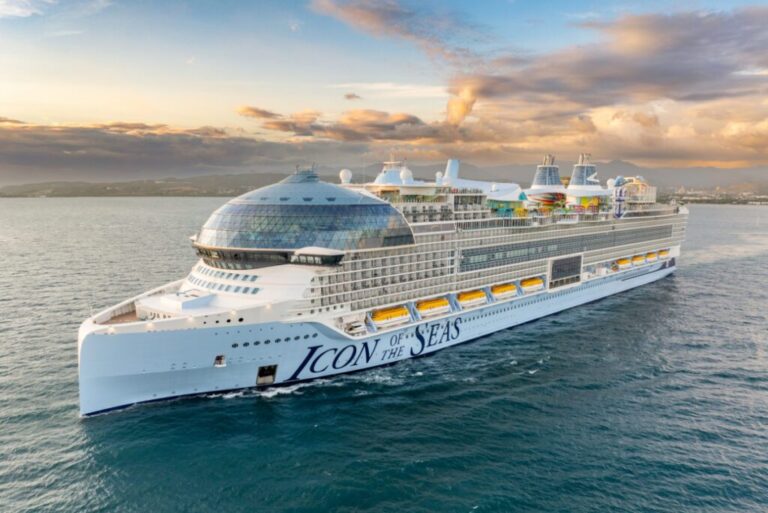 royal caribbean internationals icon of the seas exterior on water 1024x684