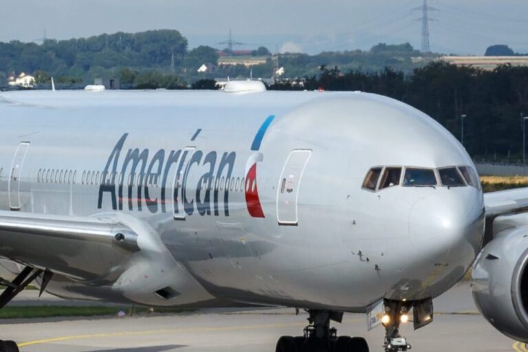 N771AN American Airlines B777 FRA 36072273480 scaled e1682955665508 1024x682