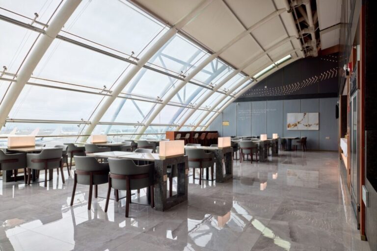 Star Alliance Guangzhou lounge 1024x683