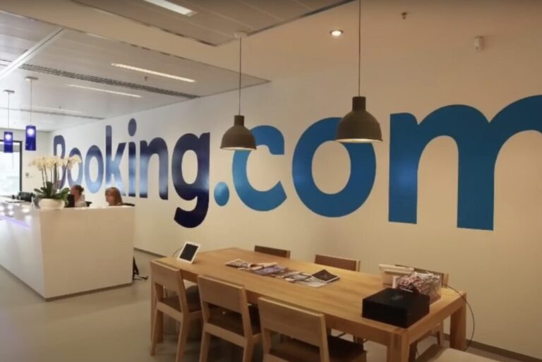 bookingcom office 1024x684